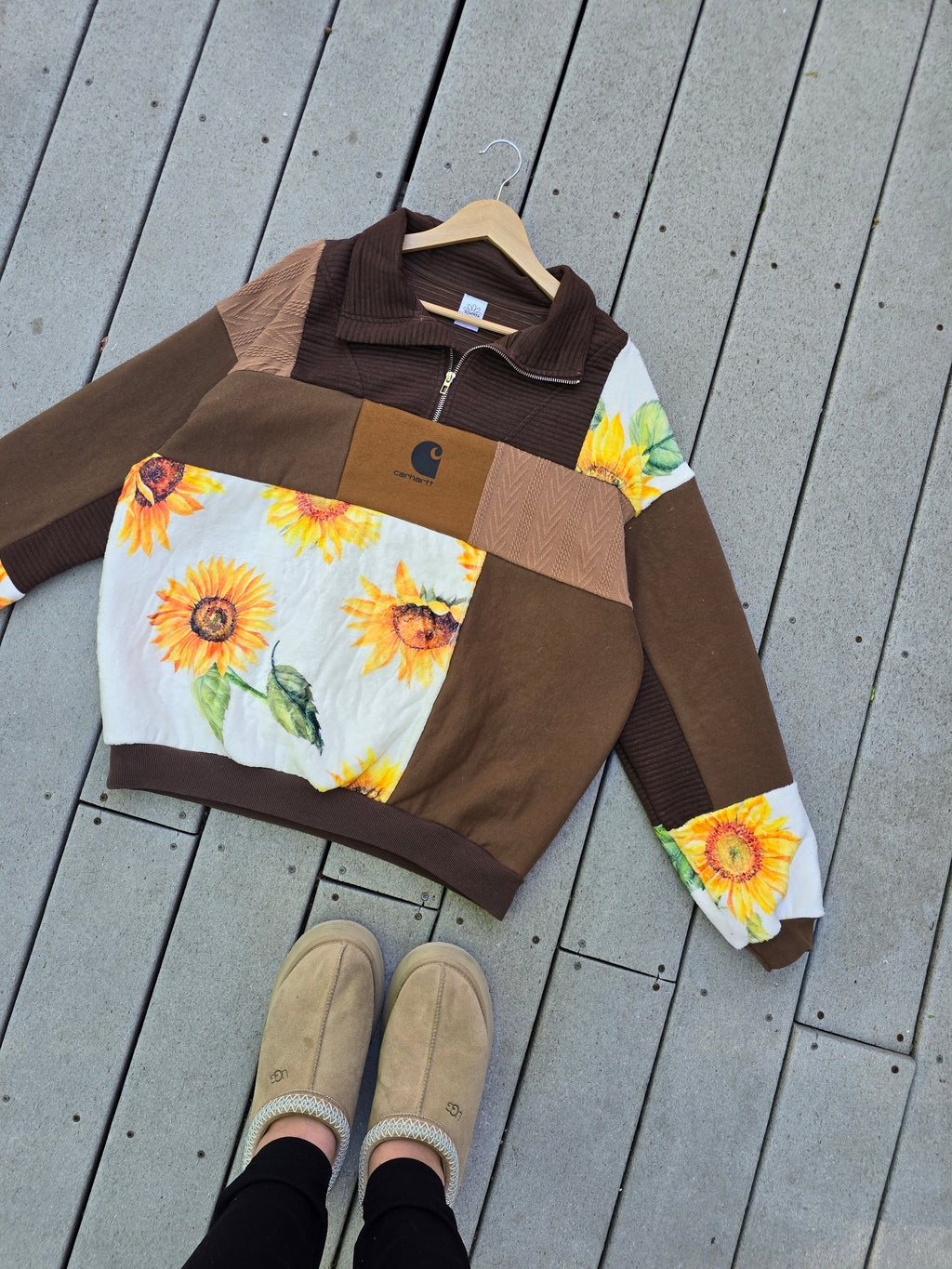 Sunflower Fields Patchwork Quarter Zip 🌻💫 (L)