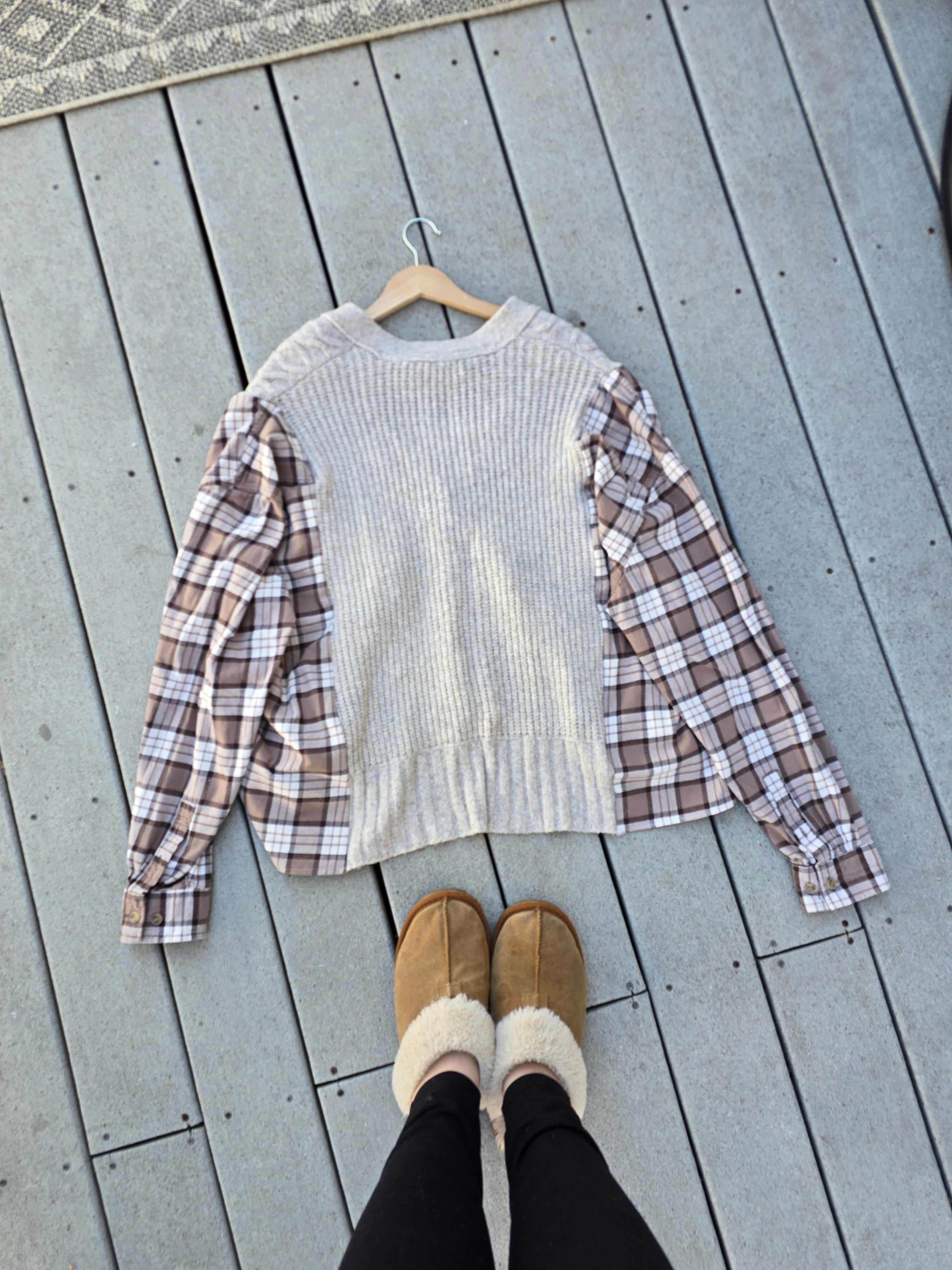 Chai Latte Cardigan (3XL)