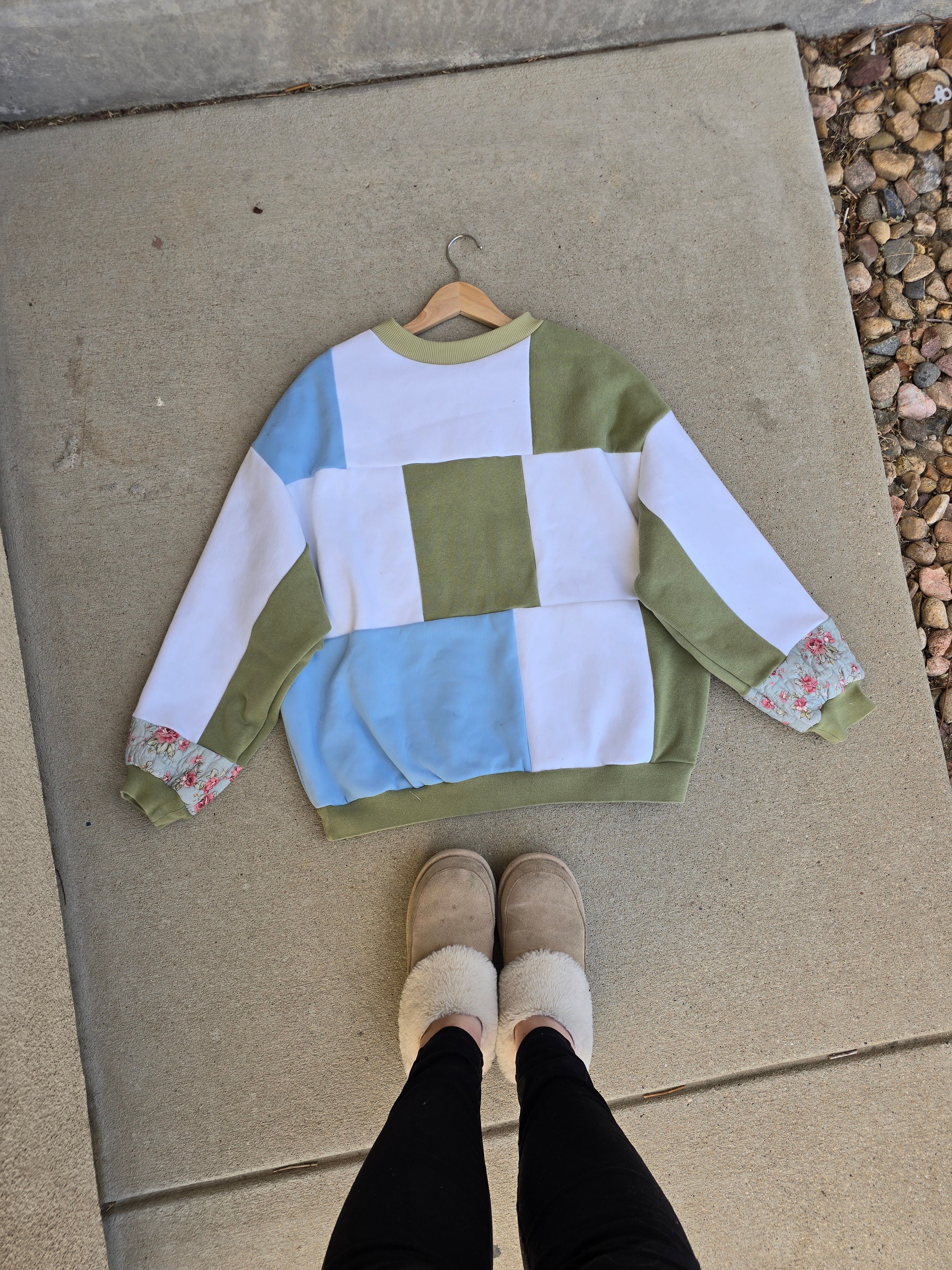 Sage Blossom Patchwork Crewneck (L)
