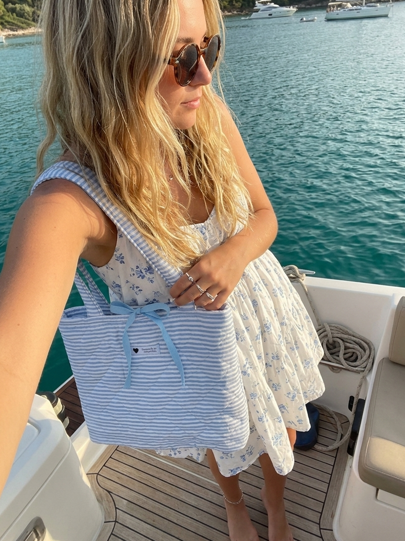 Seaside Quilted Bow Tote Bag 🌊🎀✨️