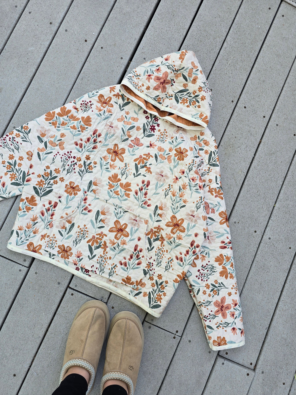 Rustic Bloom Quilted Hoodie ✨️🌸 (XL)