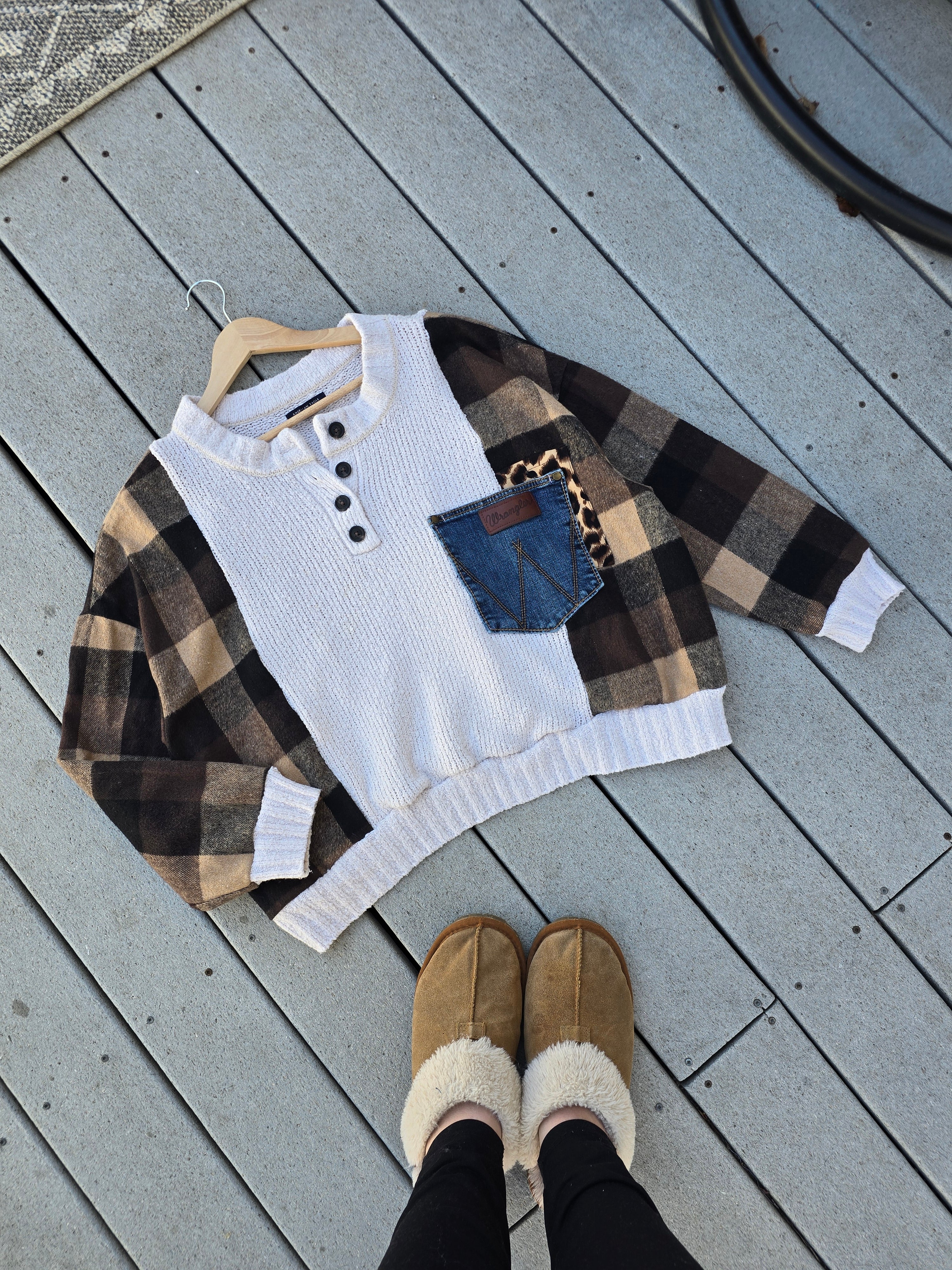 Caramel Brownie Button Up (XL)