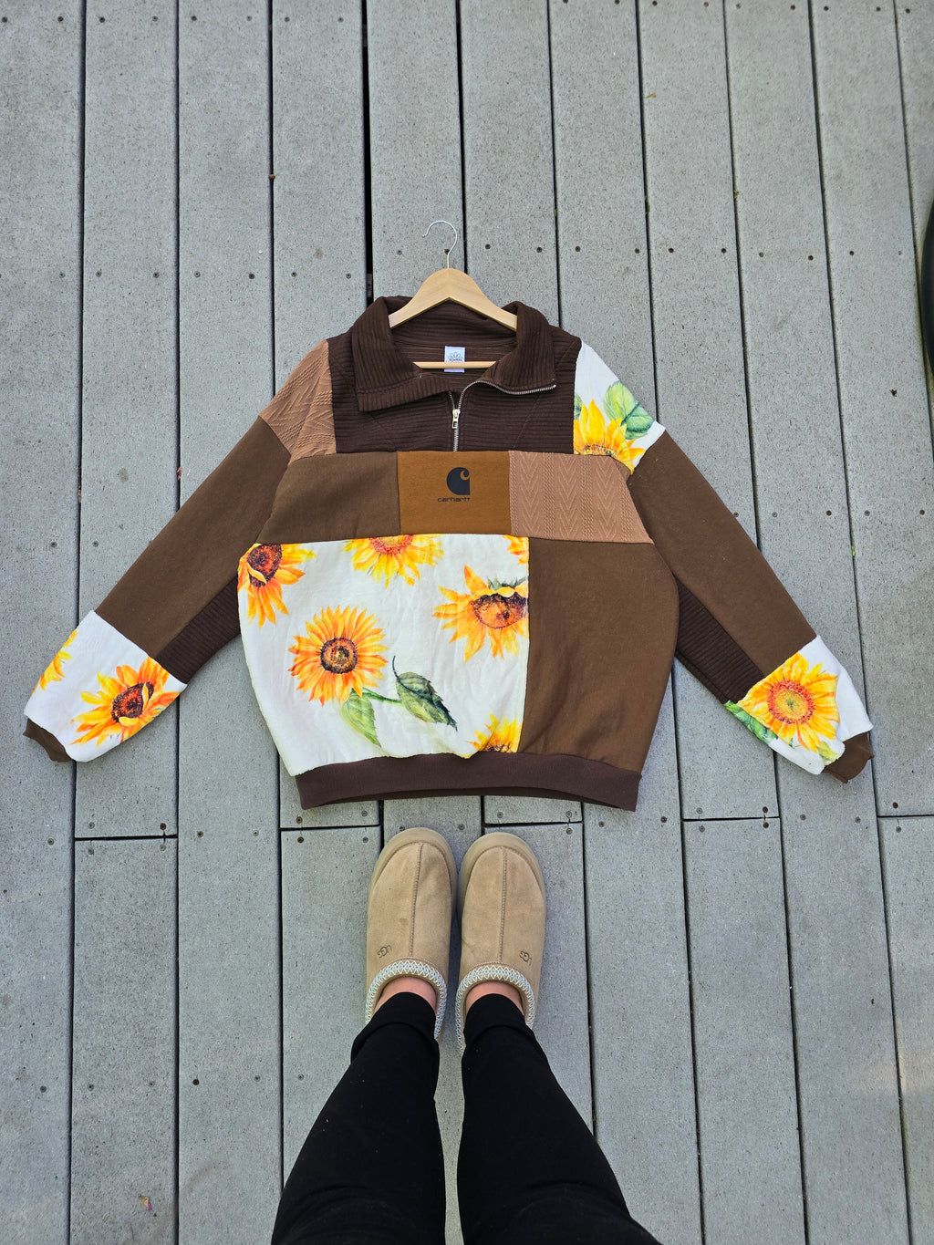 Sunflower Fields Patchwork Quarter Zip 🌻💫 (L)