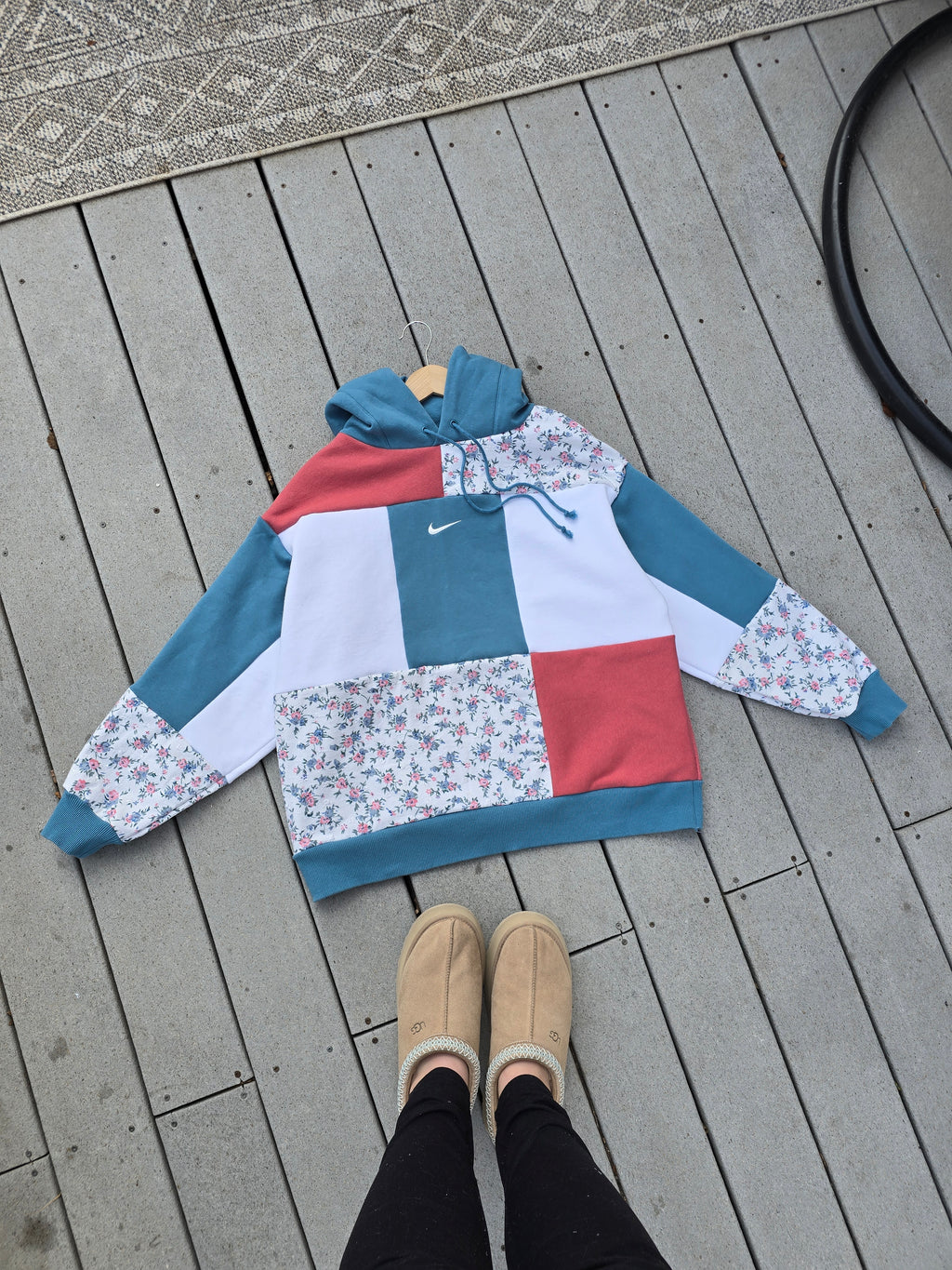Sunset Bloom Patchwork Hoodie (XL)